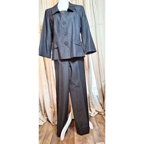 Larry Levine Ladies Gray Suit Jacket & Pant Size 12 - Picture 3 of 15